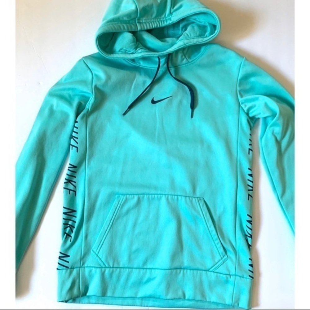 NWOT Nike Dri-Fit Hoodie Size XS